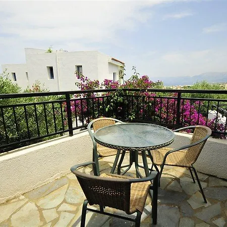 Palatia Village Ξενοδοχείο με διαμερίσματα 4*