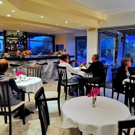 Palatia Village Lägenhetshotell 4*