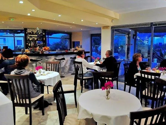 Palatia Village Lägenhetshotell 4*